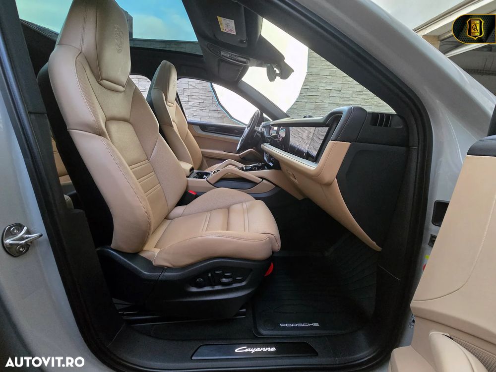 Porsche Cayenne Coupe - 9