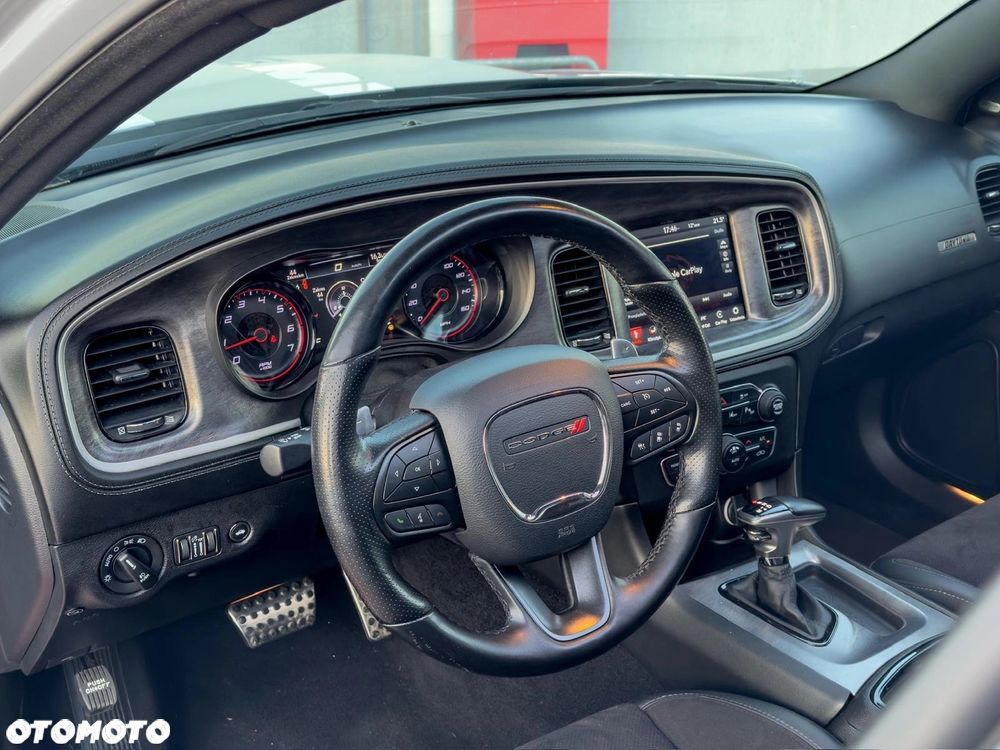 Dodge Charger 5.7 R/T Daytona - 6