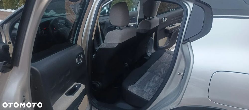 Citroën C3 1.2 PureTech Shine - 24