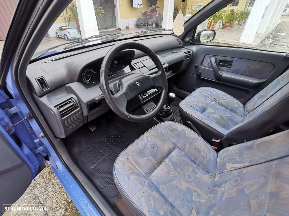 Renault Clio 1.2 RN - 5