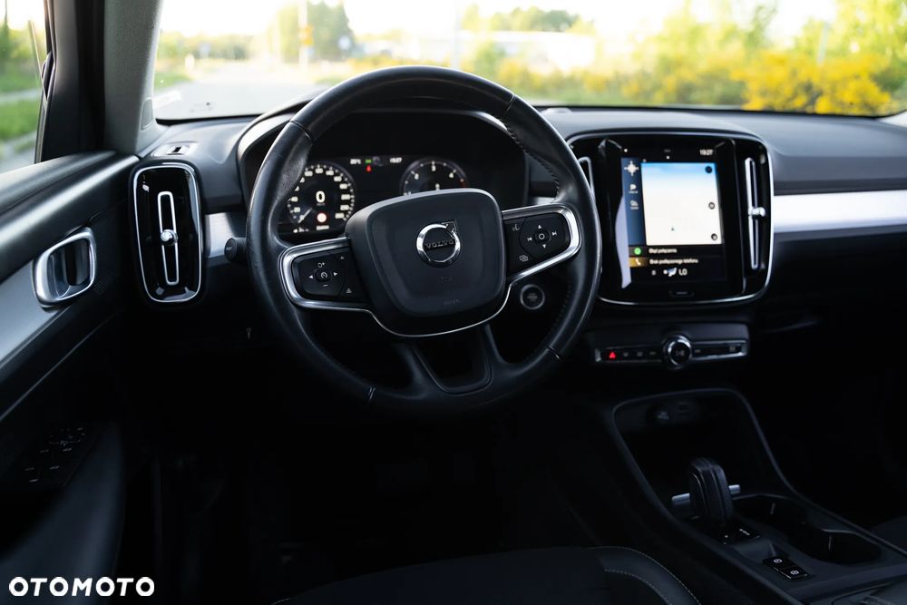Volvo XC 40 D3 Momentum - 22