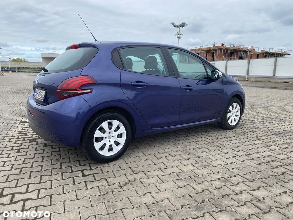 Peugeot 208 - 2