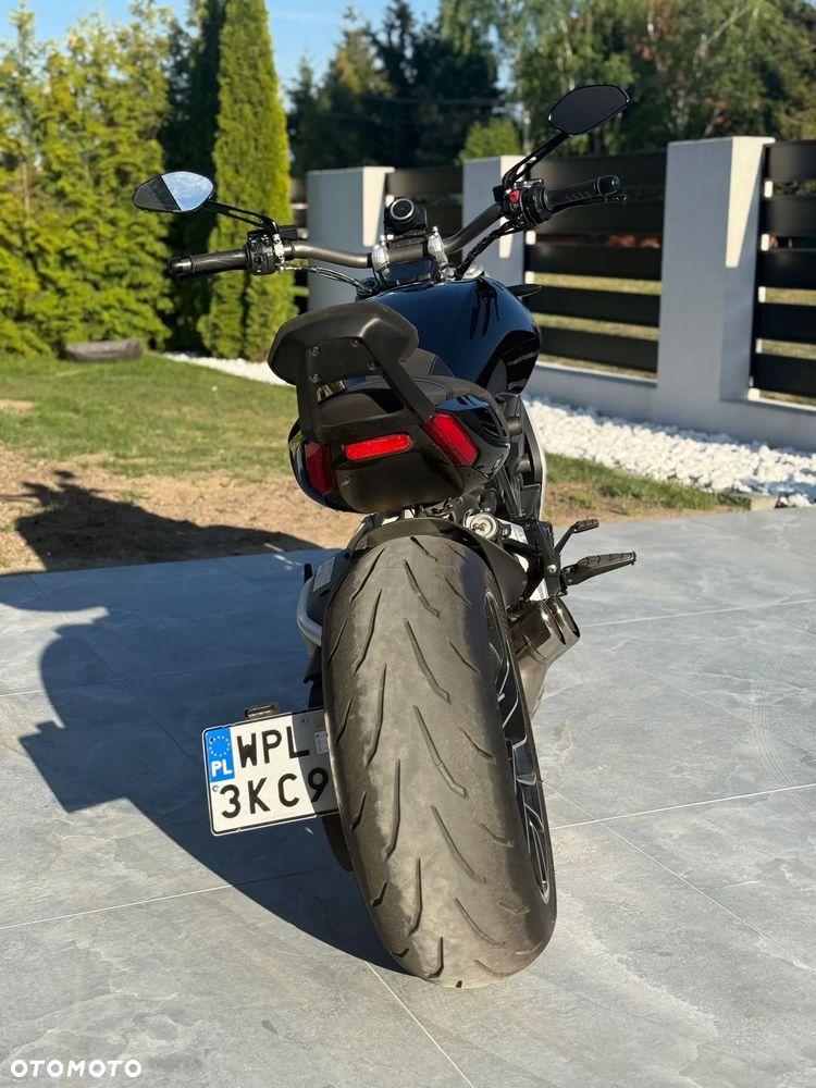 Ducati Diavel - 9
