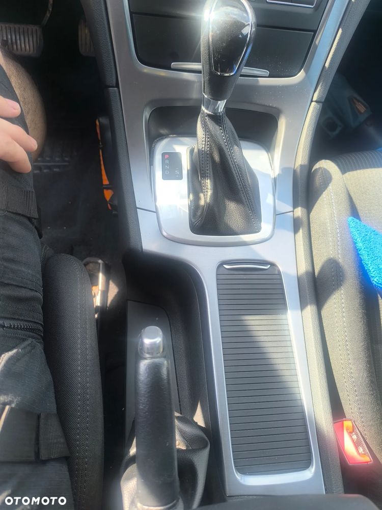 Ford Mondeo - 26