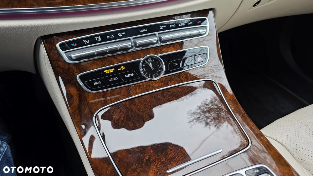 Mercedes-Benz Klasa E 450 4Matic 9G-TRONIC AMG Line - 16