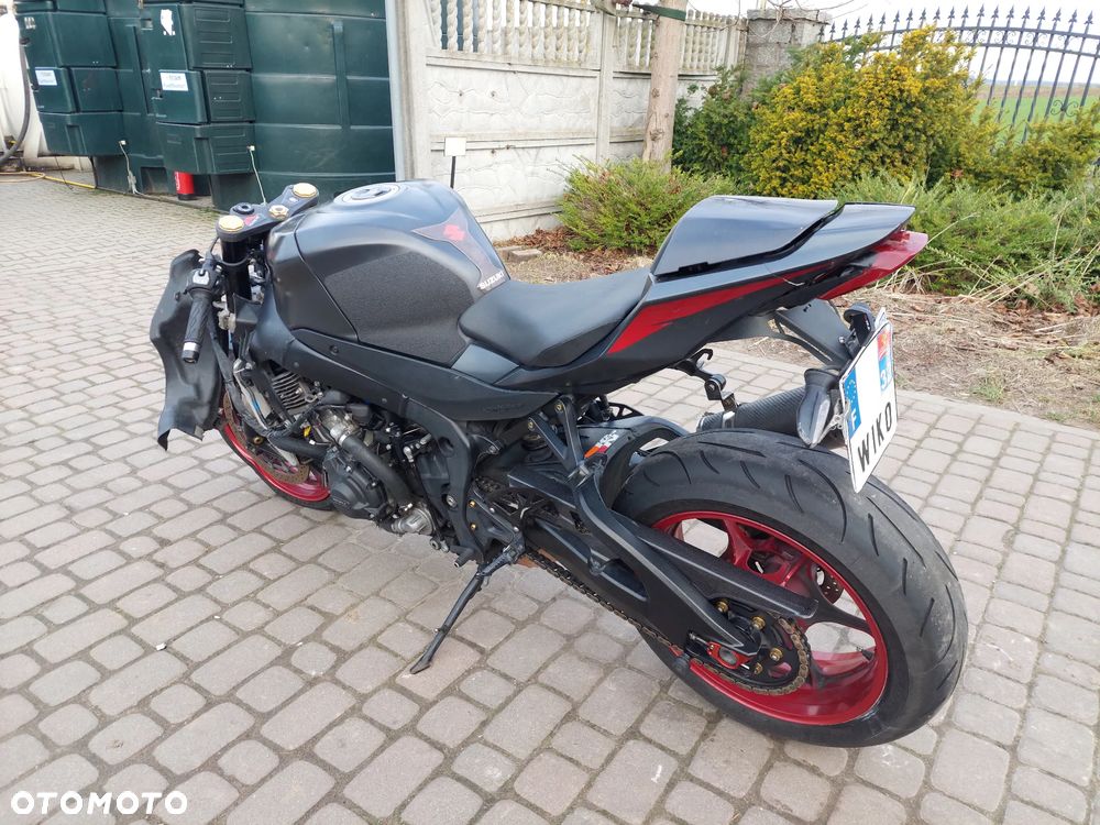 Suzuki GSX-R - 5