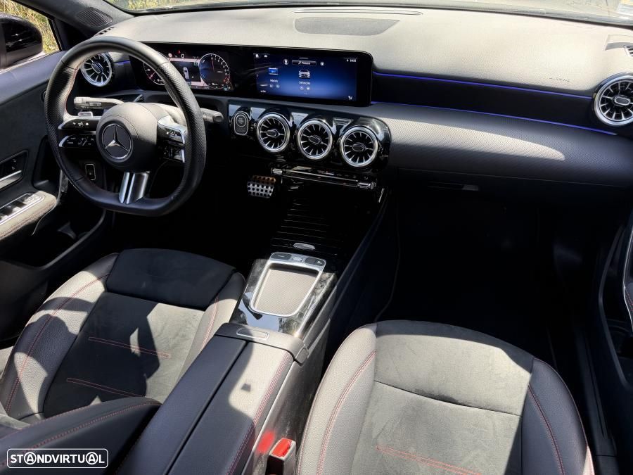 Mercedes-Benz A 250 e AMG Line - 28