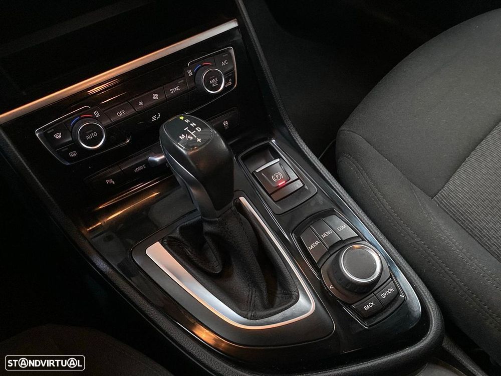 BMW 225xe Active Tourer Advantage - 15