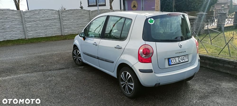 Renault Modus 1.6 16V ESP Privilege - 3