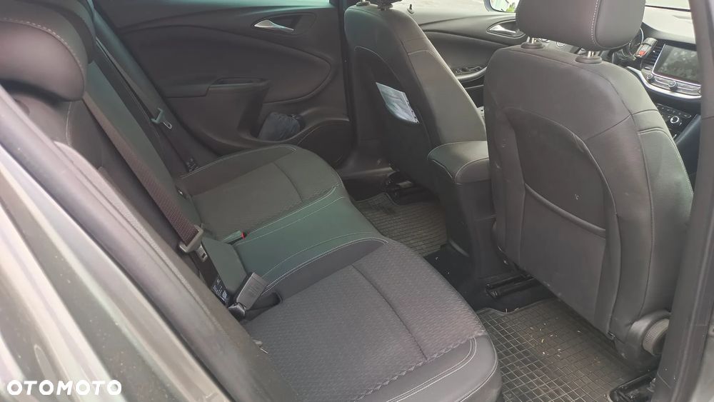 Opel Astra 1.4 T Elite S&S - 17