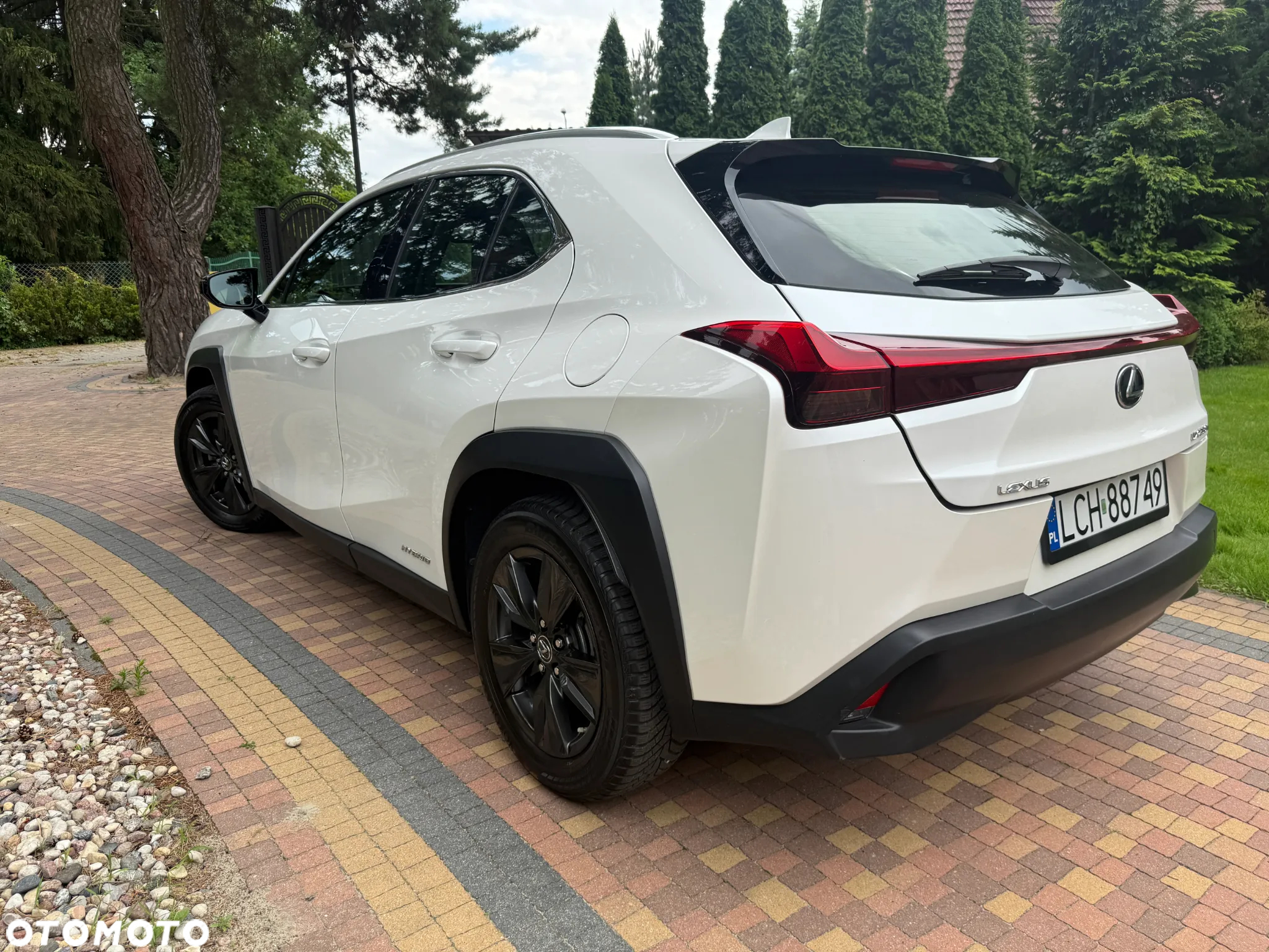 Lexus UX 250h (E-FOUR) Executive Line - 6
