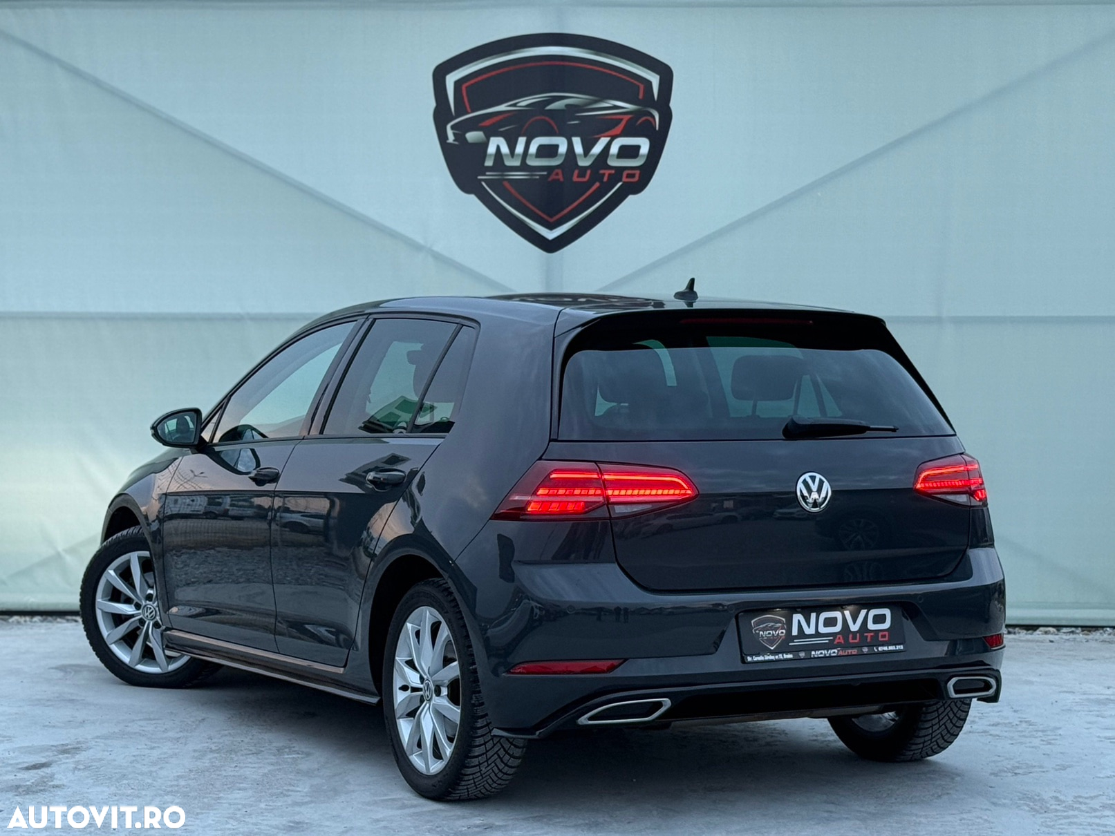 Volkswagen Golf 2.0 TDI DSG R-Line - 4