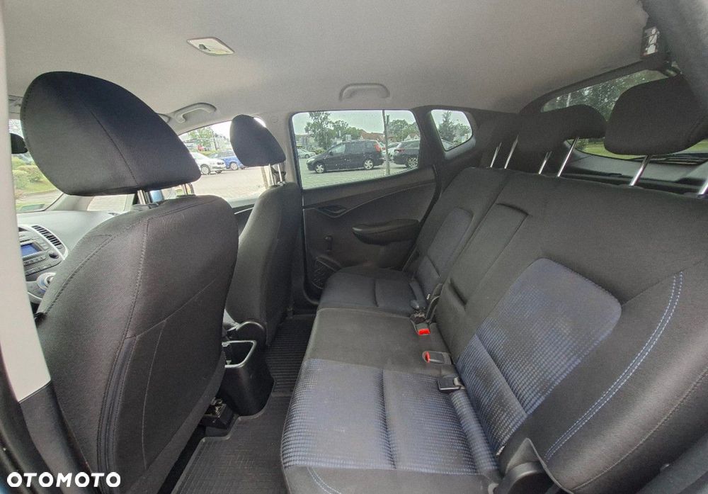 Hyundai ix20 - 17