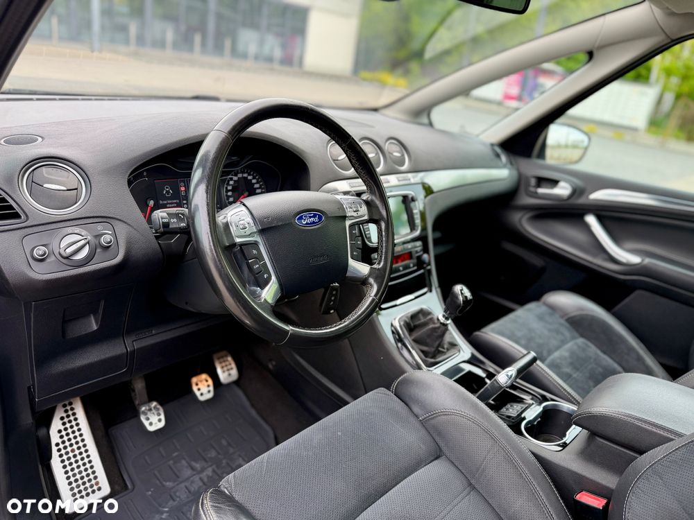 Ford S-Max 2.0 TDCi DPF Titanium X - 16