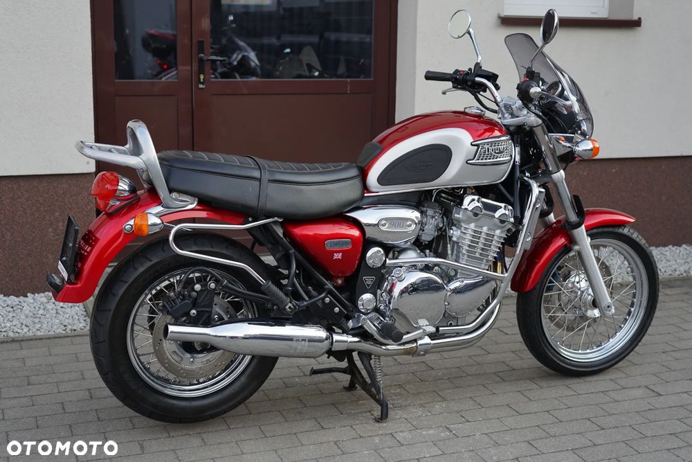 Triumph Thunderbird - 4