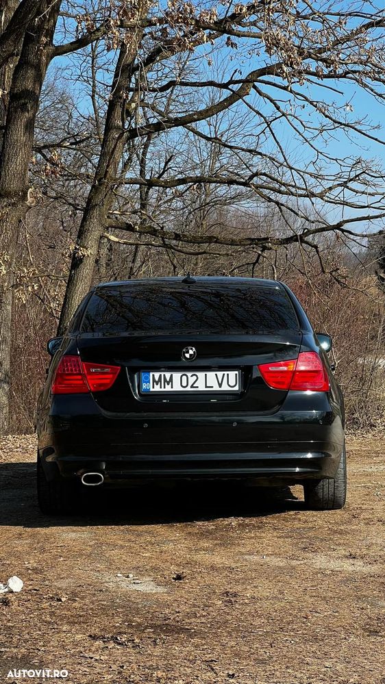 BMW Seria 3 318d - 6