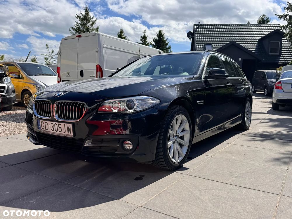 BMW Seria 5 525d xDrive Luxury Line - 1