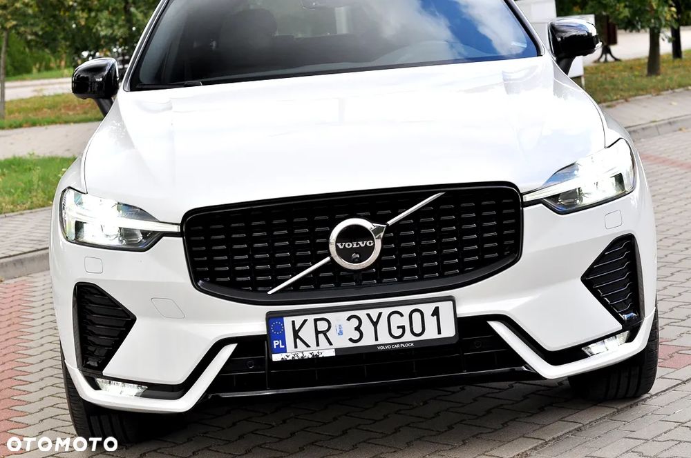 Volvo XC 60 B4 D AWD R-Design - 14