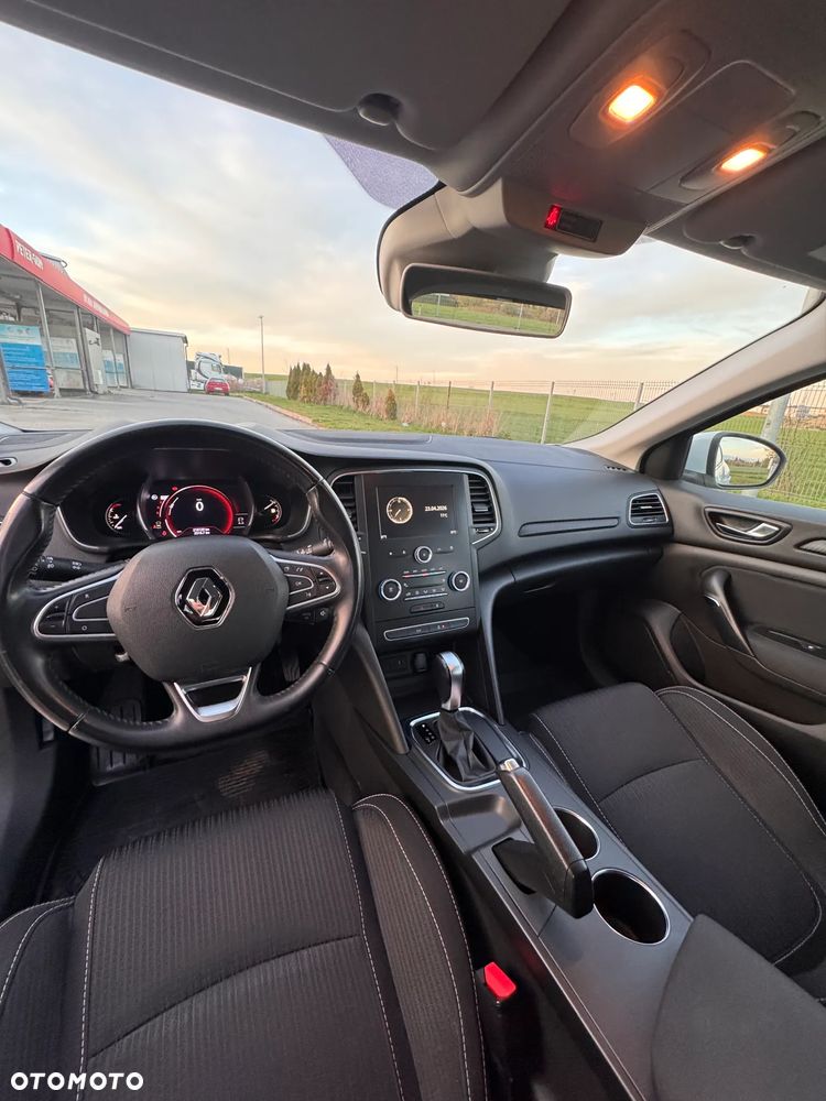 Renault Megane 1.5 dCi Limited EDC EU6 - 5