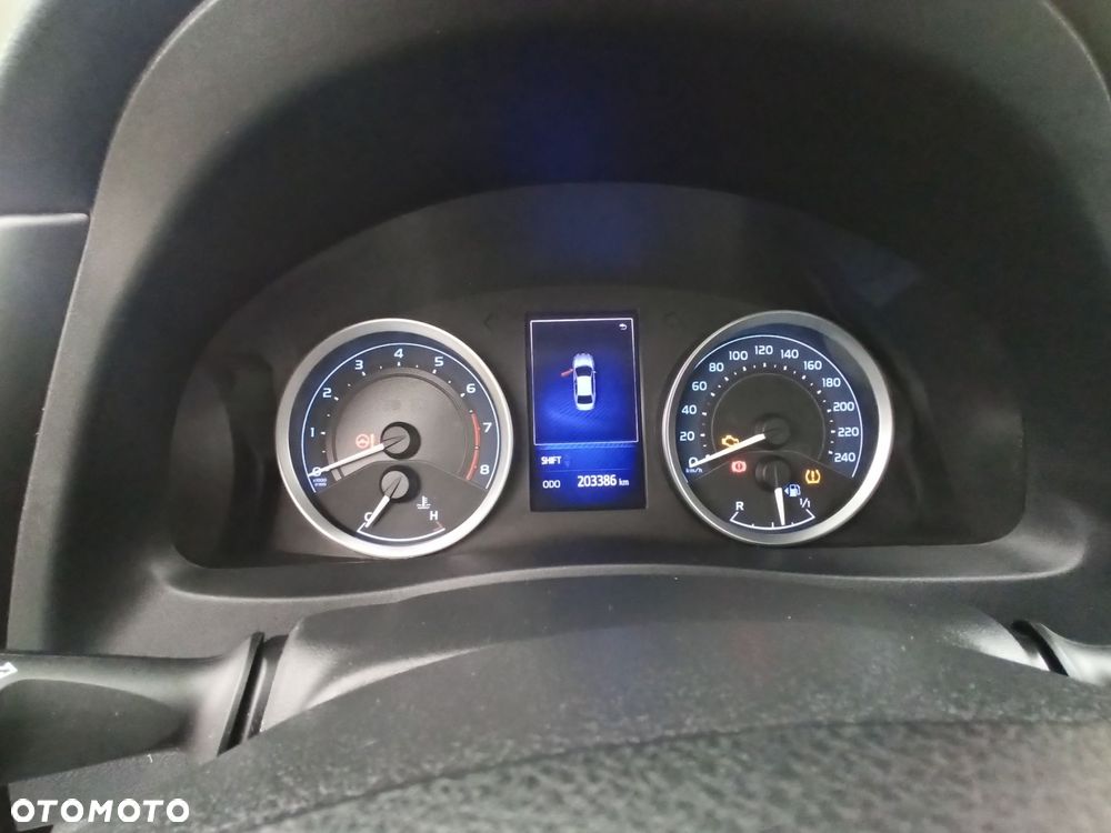 Toyota Corolla - 15