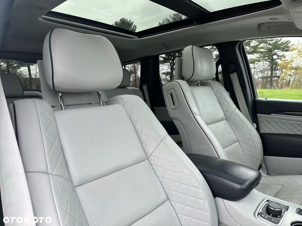 Jeep Grand Cherokee 3.6 V6 Summit - 25