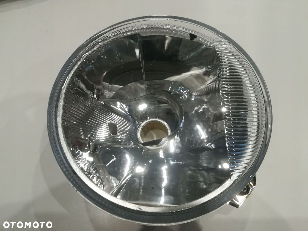 MERCEDES W463 A463 G KLASA HALOGEN PRZECIWMGIELNY PRAWY NOWY - 3
