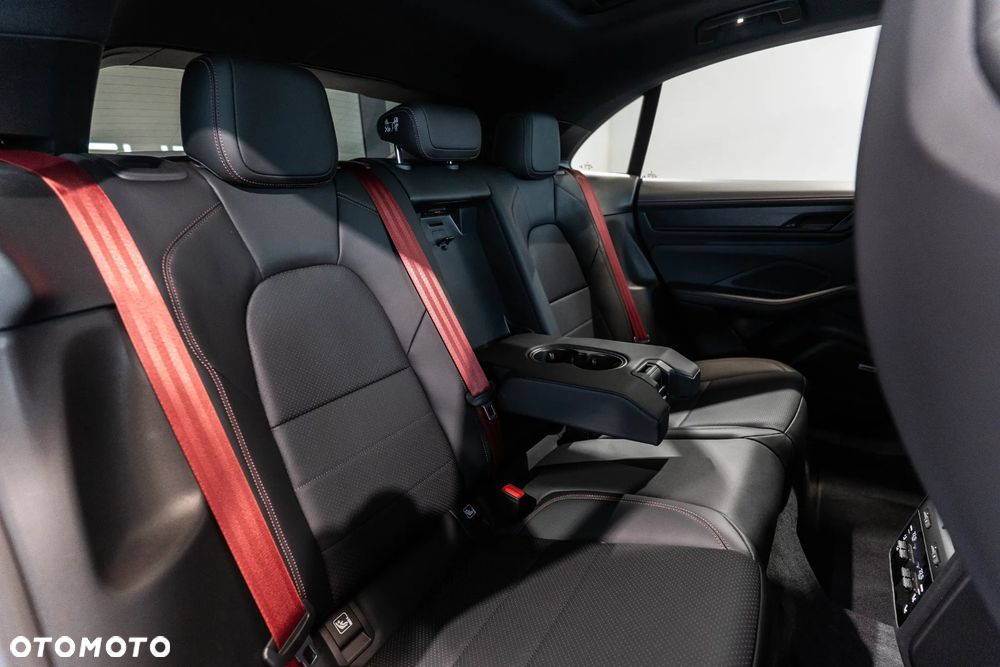 Porsche Macan - 15