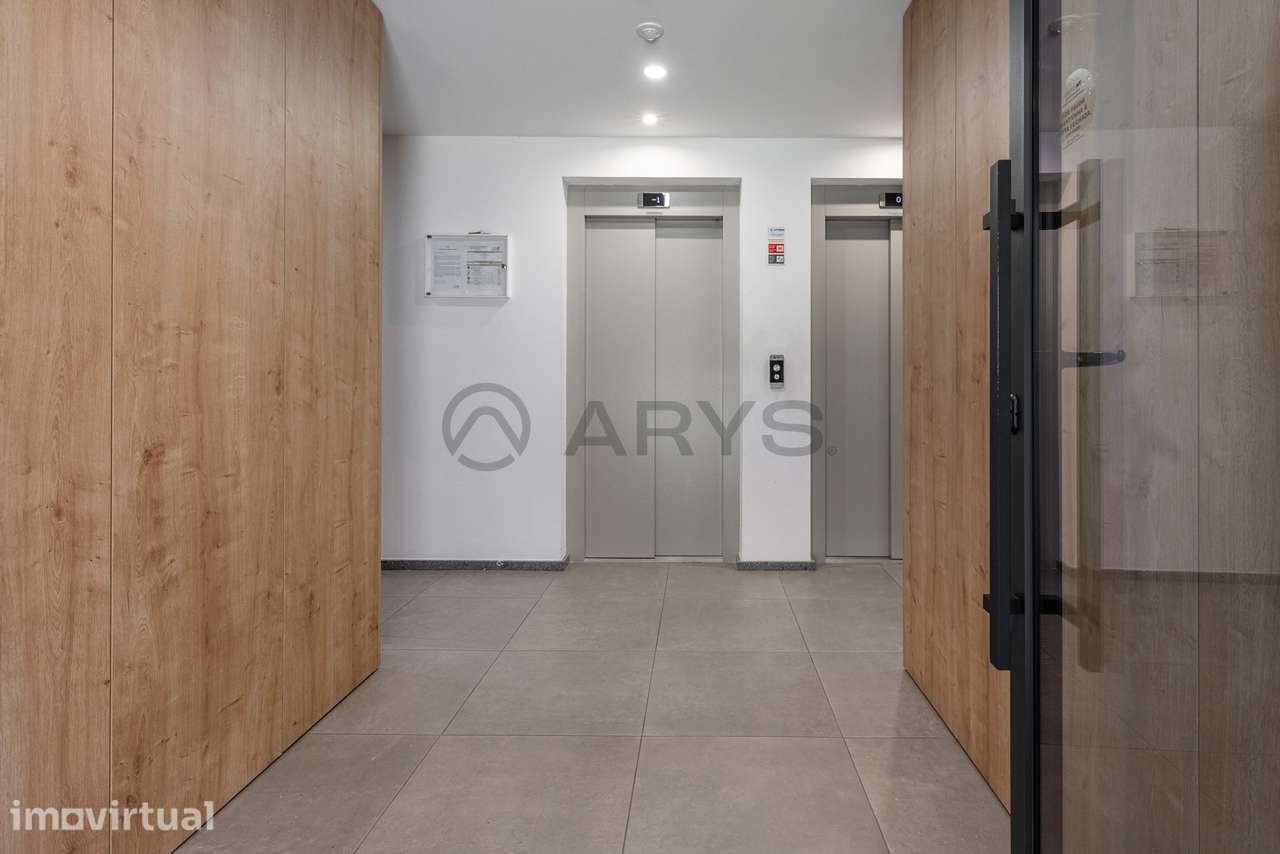 APARTAMENTO T3 SEMI-NOVO - REAL, BRAGA - Grande imagem: 2/31