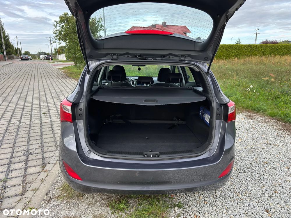 Hyundai i30 i30cw 1.6 CRDi Trend - 15