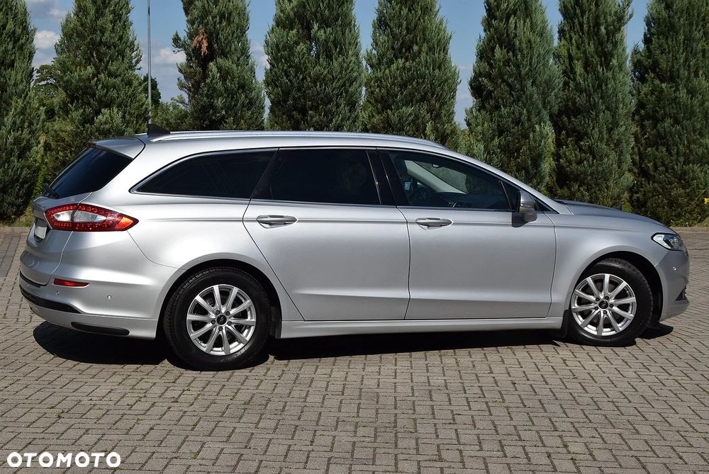 Ford Mondeo 2.0 TDCi STart-Stopp Titanium - 4
