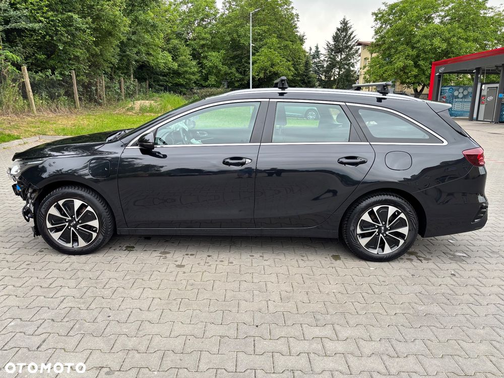 Kia Ceed 1.6 GDI PHEV L DCT - 20