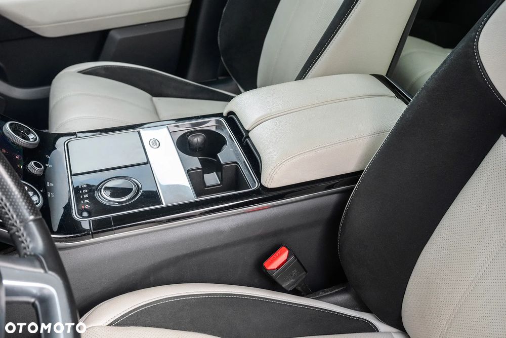 Land Rover Range Rover Velar 2.0 Si4 GPF HSE - 15