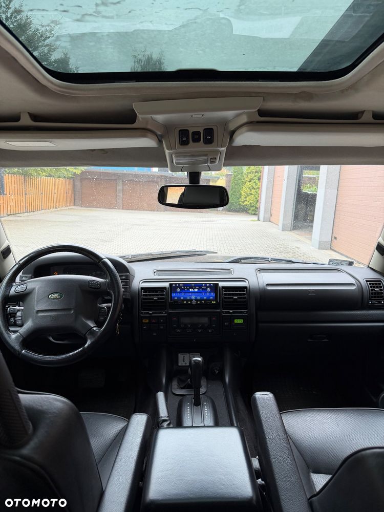 Land Rover Discovery 4.0 V8 ES - 9