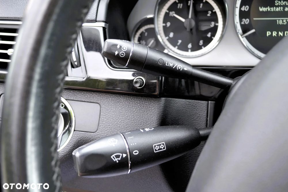 Mercedes-Benz Klasa E 200 CDI DPF BlueEFFICIENCY Automatik Avantgarde - 23
