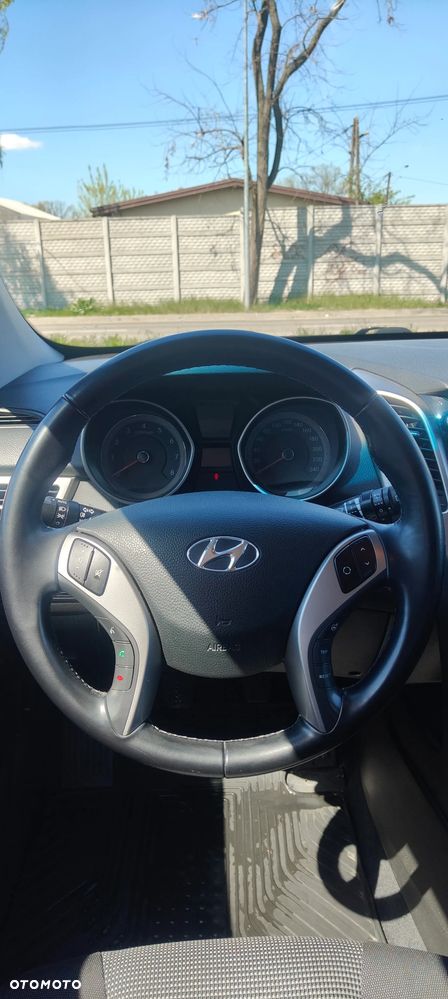 Hyundai i30 1.4 Comfort - 11