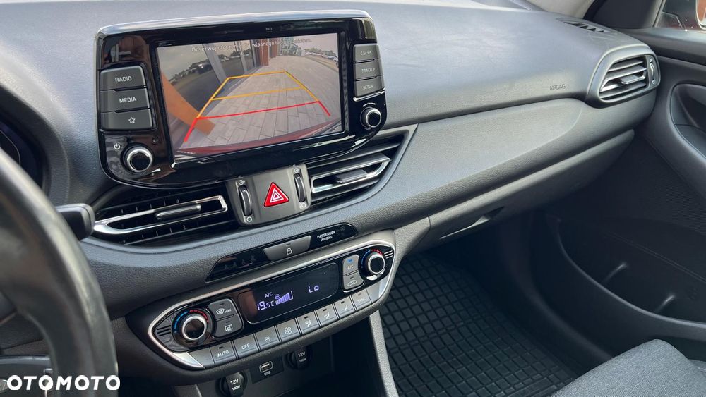 Hyundai i30 1.5 T-GDI 48V Premium DCT - 11