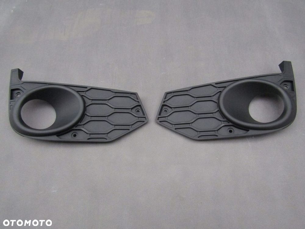 Kratki w zderzak przedni + halogeny + migacze Iveco Daily 14 - 19 Zestaw - 2