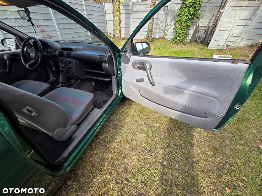 Opel Corsa 1.2 City - 28