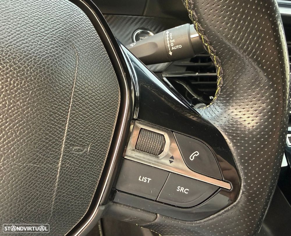 Peugeot 208 1.2 PureTech GT - 15