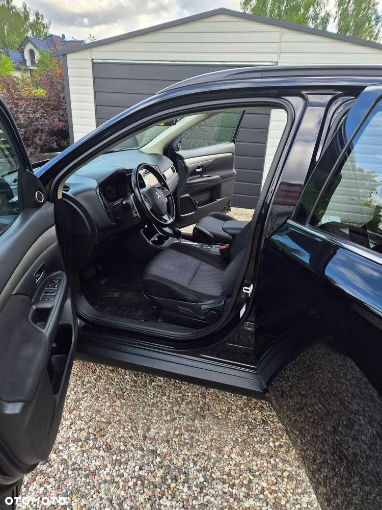 Mitsubishi Outlander 2.0 Intense + CVT - 12