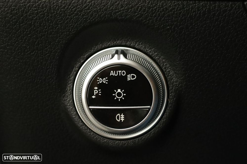 Mercedes-Benz C 220 d Avantgarde - 22