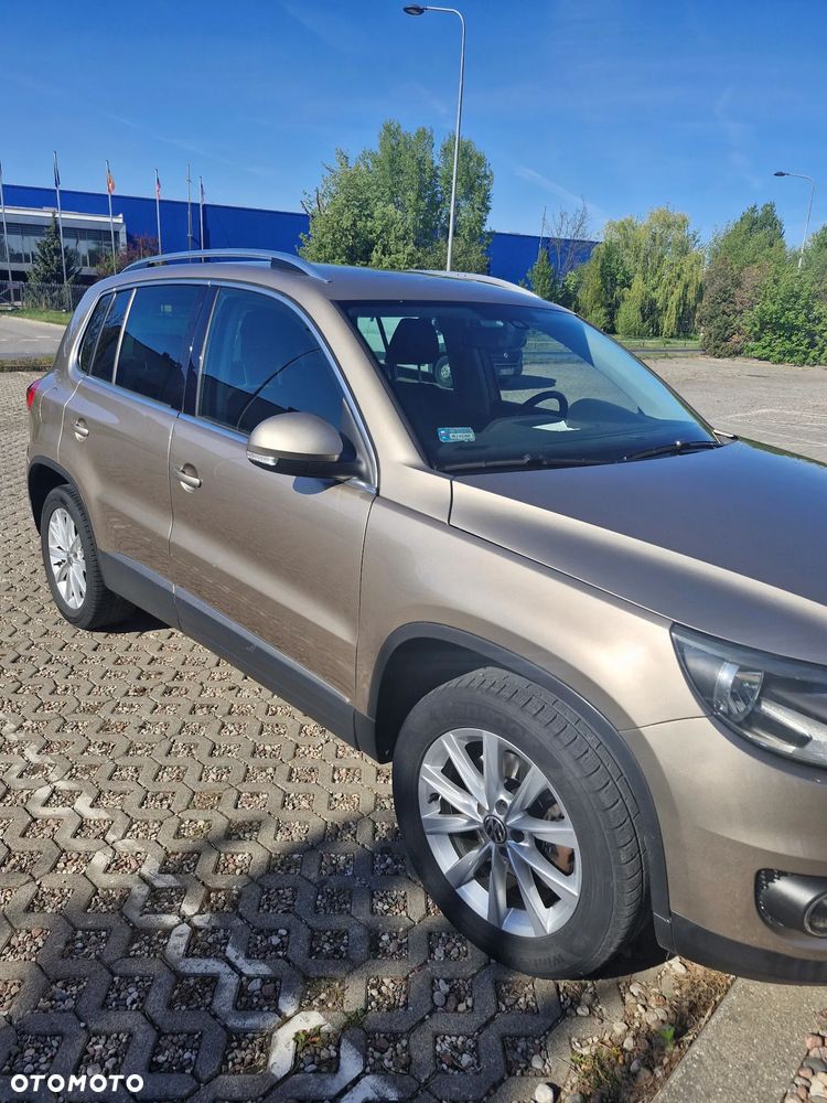 Volkswagen Tiguan 2.0 TDI DPF BlueMotion Technology Sport & Style - 2