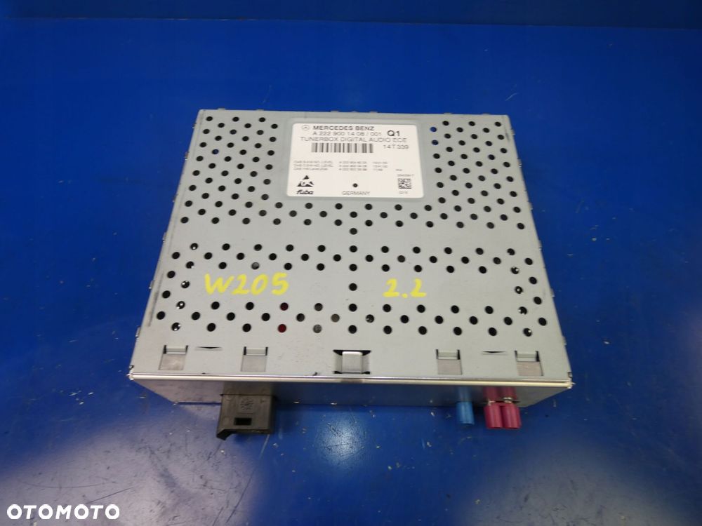 C KLASA W205 WZMACNIACZ TUNERBOX TUNER - 1