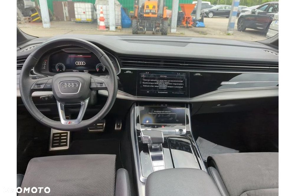 Audi Q7 - 9
