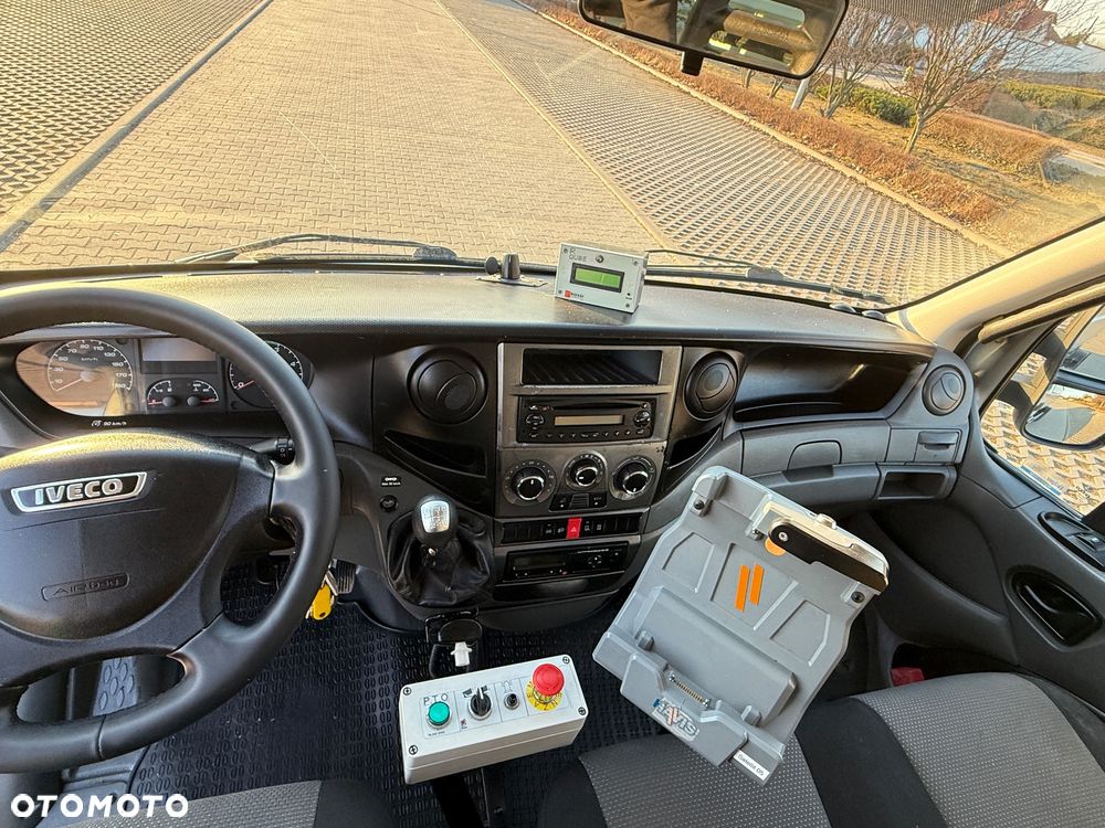 Iveco DAILY 72-180 180KM * Śmieciarka QUBE *Wywrotka / Zgniatarka/Idealny Stan !!! - 17