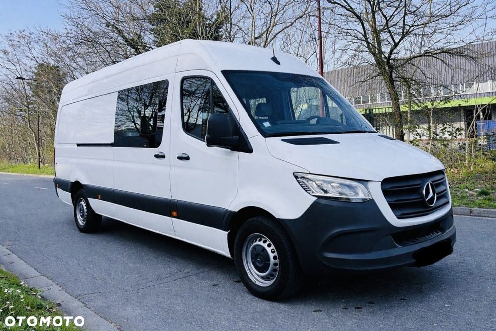 Mercedes-Benz Sprinter 319 - 4