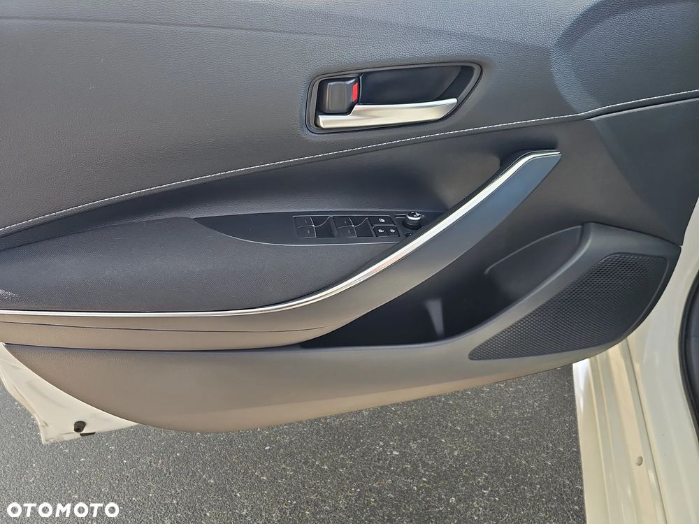 Suzuki Swace 1.8 Hybrid Premium Plus CVT - 10