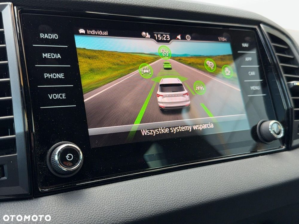 Skoda Karoq 2.0 TSI 4x4 Sportline DSG - 30