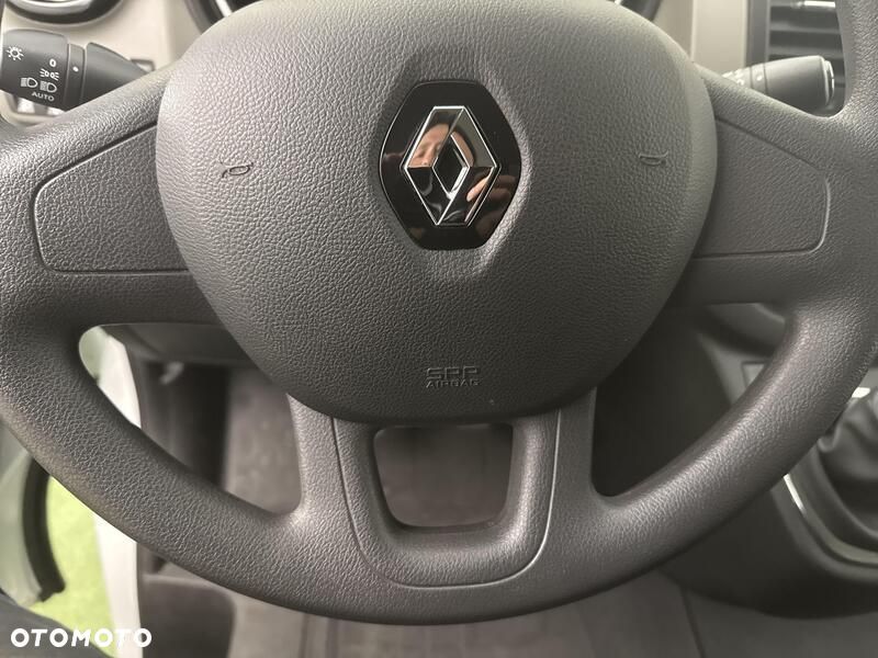 Renault Trafic - 13