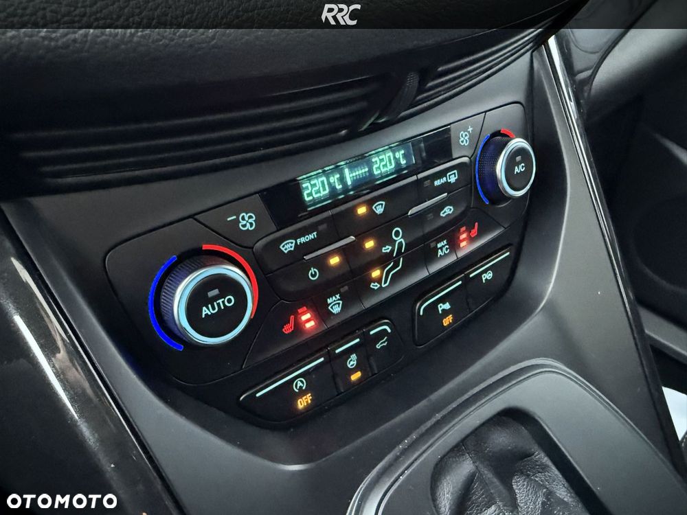 Ford Kuga 2.0 TDCi AWD ST-Line - 32